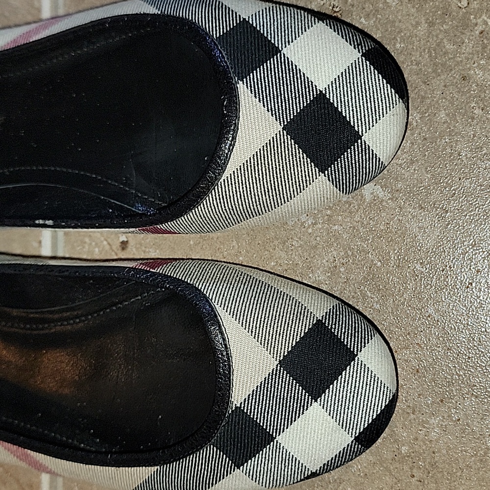 BURBERRY LOAFERS/BALLERINA SLIPPERS FOR WOMEN U.S. Size 7 (37). - Picture 8 of 10
